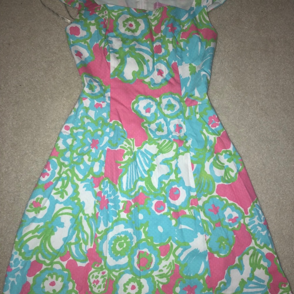 Lilly Pulitzer - Picture 4 of 4